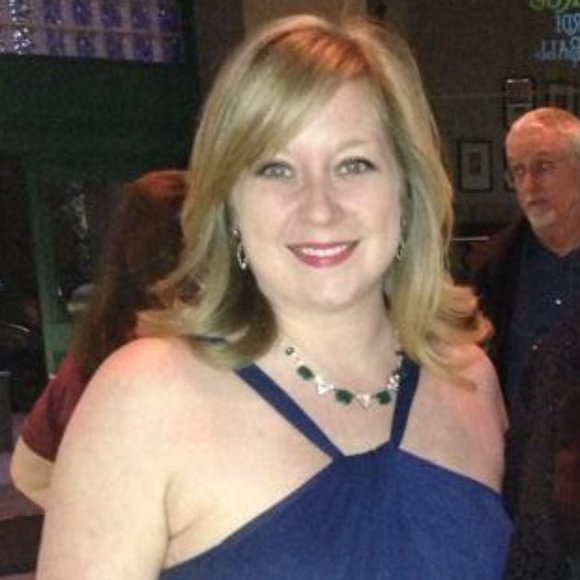 Meet your Posher, Sarah - Picture 4 of 5